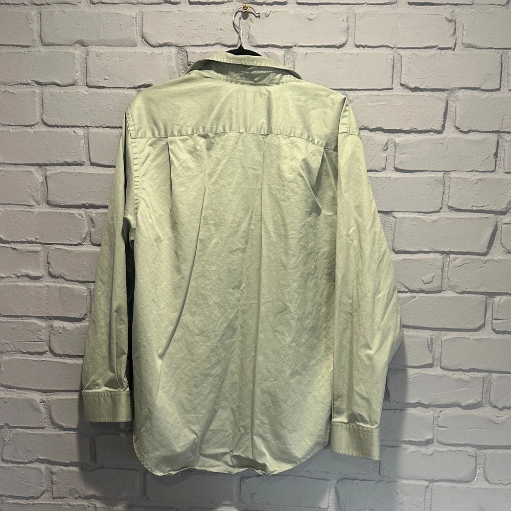 NWOT BANANA REPUBLIC Men's Light Green Button-Up Shirt size L